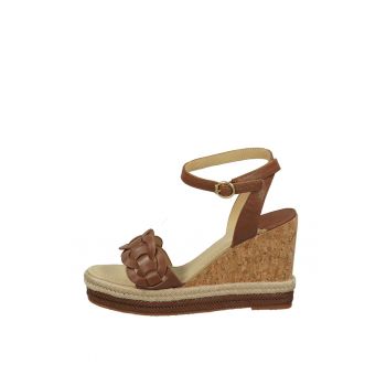 Sandale tip espadrile cu talpa wedge si insertie de pluta