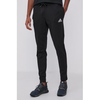Adidas Pantaloni GK9222 bărbați, culoarea negru, material neted de firma originali