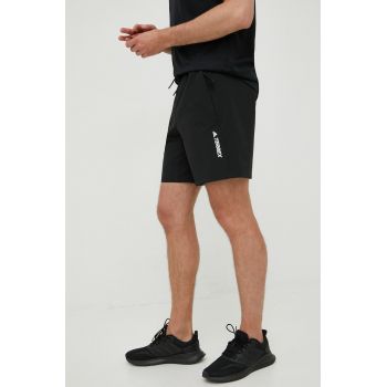 adidas TERREX pantaloni scurți outdoor Liteflex barbati, culoarea negru