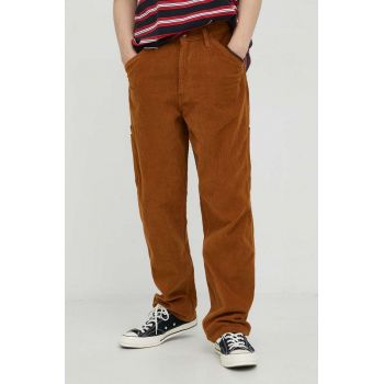 Levi's pantaloni de catifea cord barbati, culoarea maro, cu fason cargo