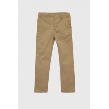 GAP pantaloni copii culoarea maro, neted