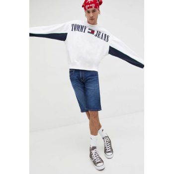 Tommy Jeans bluza barbati, culoarea alb, cu imprimeu