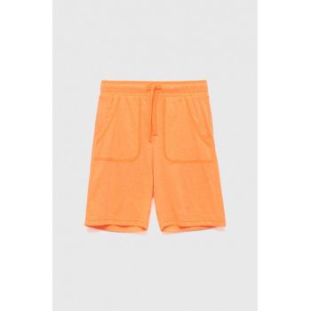 United Colors of Benetton pantaloni scurti culoarea portocaliu, talie reglabila