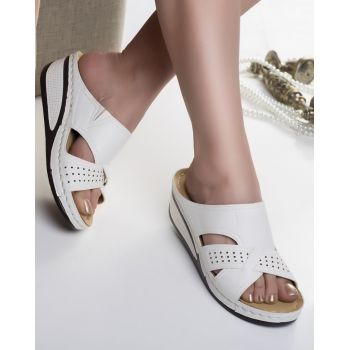 Papuci dama cu platforma albi din piele ecologica batra