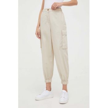 Sisley pantaloni de bumbac culoarea bej, fason cargo, high waist