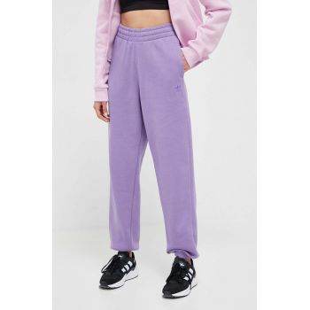 adidas Originals pantaloni de trening culoarea violet, neted ieftin