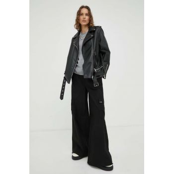 Résumé pantaloni femei, culoarea negru, fason cargo, high waist