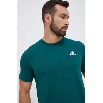 adidas tricou din bumbac culoarea verde, uni IJ6111