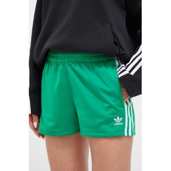 adidas Originals pantaloni scurti femei, culoarea verde, cu imprimeu, high waist