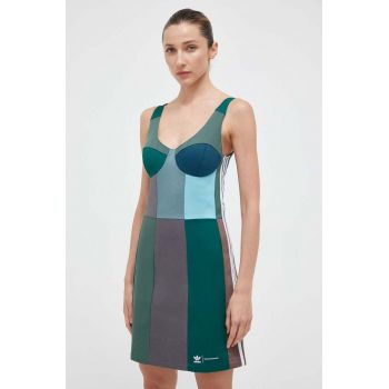 adidas Originals rochie Ksenia Schnaider culoarea verde, mini, mulata de firma originala