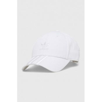 adidas Originals șapcă culoarea alb, cu imprimeu IL4851