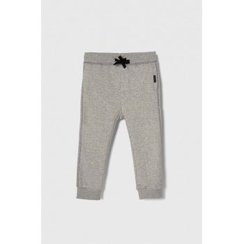 Sisley pantaloni de trening pentru copii culoarea gri, neted