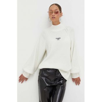 Tommy Jeans pulover femei, culoarea bej, cu turtleneck DW0DW16524