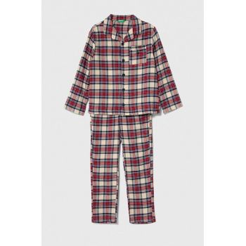 United Colors of Benetton pijamale de bumbac pentru copii culoarea bordo, modelator