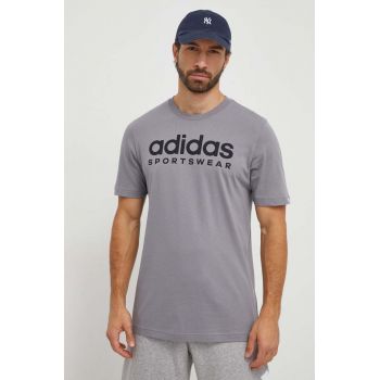 adidas tricou din bumbac bărbați, culoarea gri, cu imprimeu IW8836