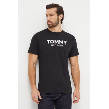 Tommy Jeans tricou din bumbac bărbați, culoarea negru, cu imprimeu DM0DM18264