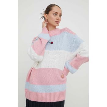 Tommy Jeans pulover din amestec de lână femei, culoarea roz, călduros, cu turtleneck DW0DW17495