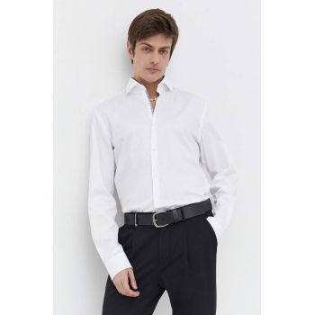 HUGO cămașă din bumbac bărbați, culoarea alb, cu guler clasic, regular 50508303