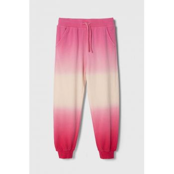 United Colors of Benetton pantaloni de trening din bumbac pentru copii culoarea roz, modelator