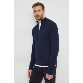 BOSS pulover de bumbac culoarea bleumarin, light, cu turtleneck 50505997