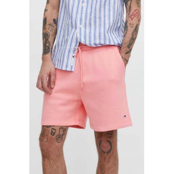 Tommy Jeans pantaloni scurți bărbați, culoarea roz DM0DM18978