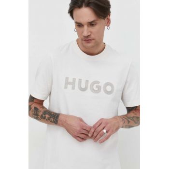 HUGO tricou din bumbac bărbați, culoarea bej, cu imprimeu 50509958