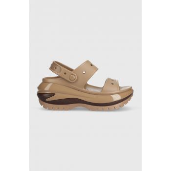 Crocs papuci Classic Mega Crush Sandal femei, culoarea maro, cu platformă 207988