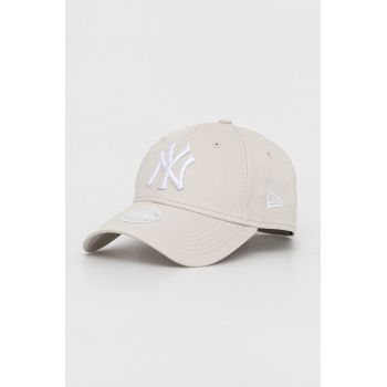 New Era șapcă de baseball din bumbac culoarea bej, modelator, NEW YORK YANKEES