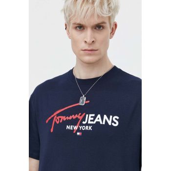 Tommy Jeans tricou din bumbac bărbați, culoarea bleumarin, cu imprimeu DM0DM18572