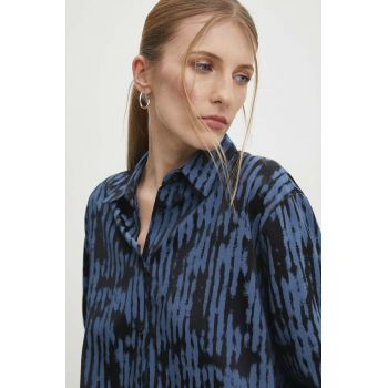 Answear Lab camasa femei, culoarea albastru marin, cu guler clasic, relaxed