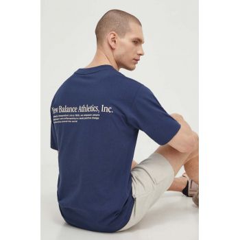 New Balance tricou din bumbac barbati, culoarea albastru marin, cu imprimeu, MT41588NNY