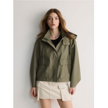 Reserved - Jachetă scurtă impermeabilă - verde-prăfuit