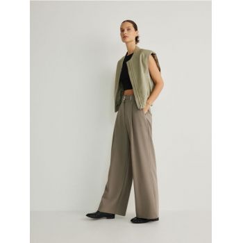 Reserved - Pantaloni cu croi larg și cordon - verde-prăfuit