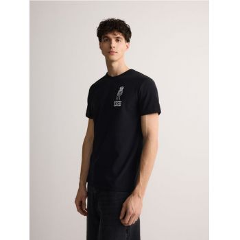 Reserved - Tricou cu croială regular și imprimeu - negru
