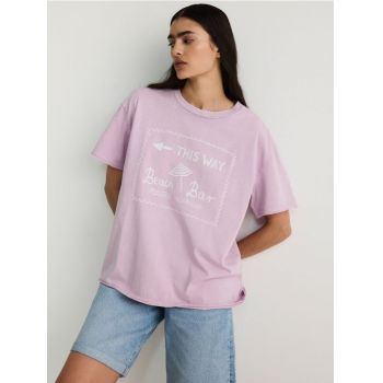 Reserved - Tricou cu croială regular și imprimeu - roz-pastel