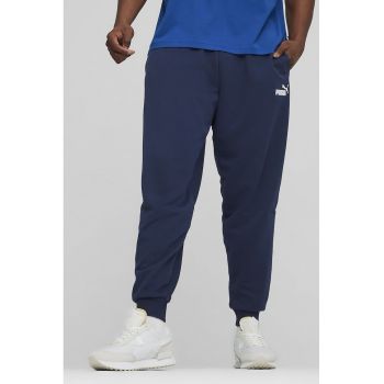 Pantaloni sport conici cu benzi logo Essentials+