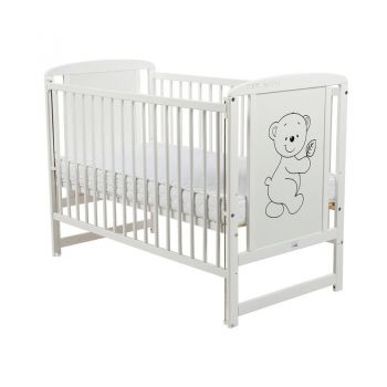 Patut din lemn Timmi Babyneeds 120x60 cm cu laterala culisanta Alb la reducere