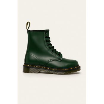 Dr. Martens bocanci de piele 1460 femei, culoarea verde, cu toc plat 11822207-Green