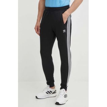 adidas Originals pantaloni GN3458 GN3458-BLACK ieftini