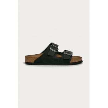 Birkenstock papuci din nubuc Arizona culoarea negru