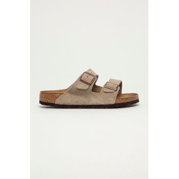 Birkenstock papuci din piele Arizona barbati, culoarea gri, 951301