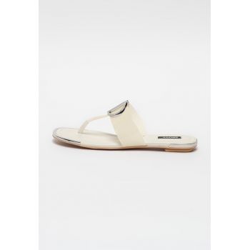 Papuci flip-flop cauciucati si decoratii metalice Halcott