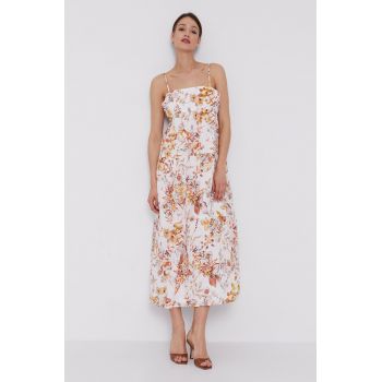 Bardot Rochie culoarea alb, maxi, evazata