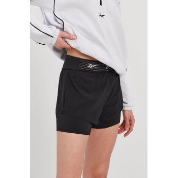 Reebok Pantaloni scurți GL2571 femei, culoarea negru, cu imprimeu, medium waist