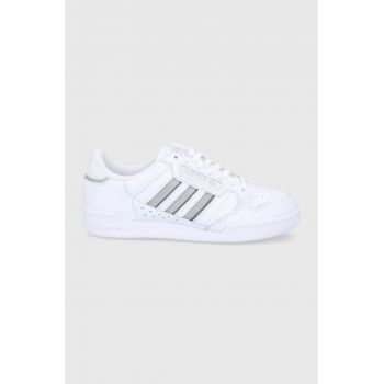 Adidas Originals Pantofi culoarea alb, cu toc plat