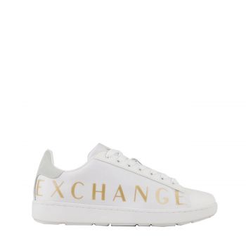 Sneakers With Contrasting Oversized Logo Lettering 40