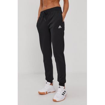 Adidas Pantaloni GM5547 femei, culoarea negru, material neted