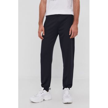 Emporio Armani pantaloni barbati, culoarea albastru marin, drept de firma originali