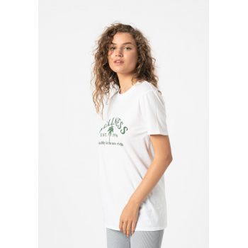 Tricou cu decolteu la baza gatului si imprimeu text Wellness