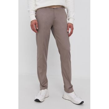 Emporio Armani pantaloni barbati, culoarea gri, mulata